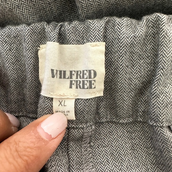 Aritzia Wilfred Free Women’s Caroline Pull-On Trousers - Picture 9 of 13